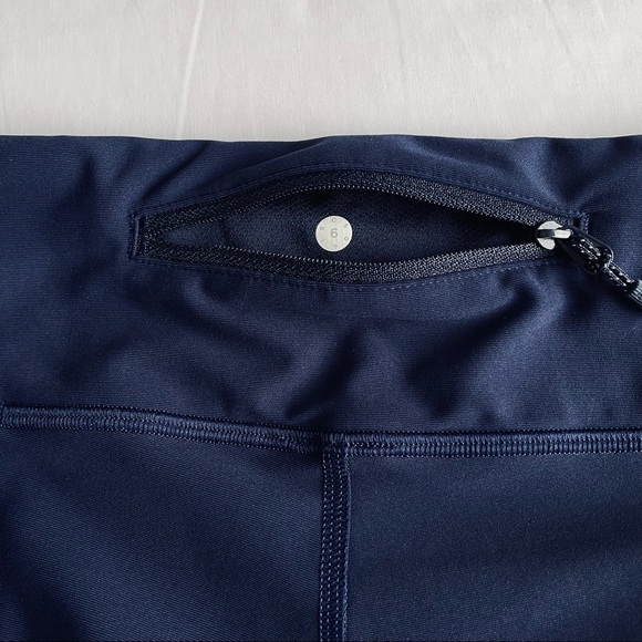 ❤️ Lululemon Tight Stuff Tight in Midnight Navy Reflective B14 - Picture 5 of 14